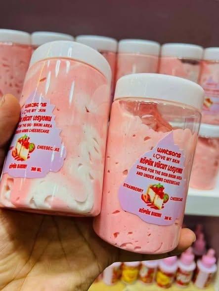 Strawberry Cheesecake Foam Lotion - Watsons Soft Skin - Body Lotion - Watsons -- United Arab Emirates -- Pinky Cosmetics