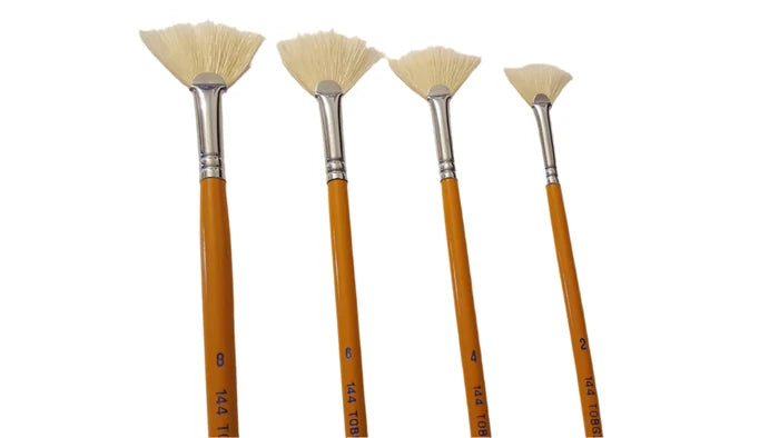 Artist Oil/Acrylic Fan Brush White Bristle Long Handle