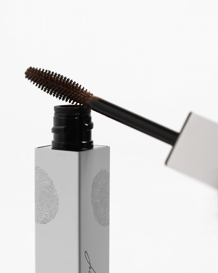BROWN TERMO MASCARA with peptides