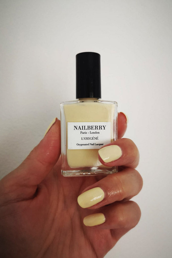 Folie Douce Nail Lacquer