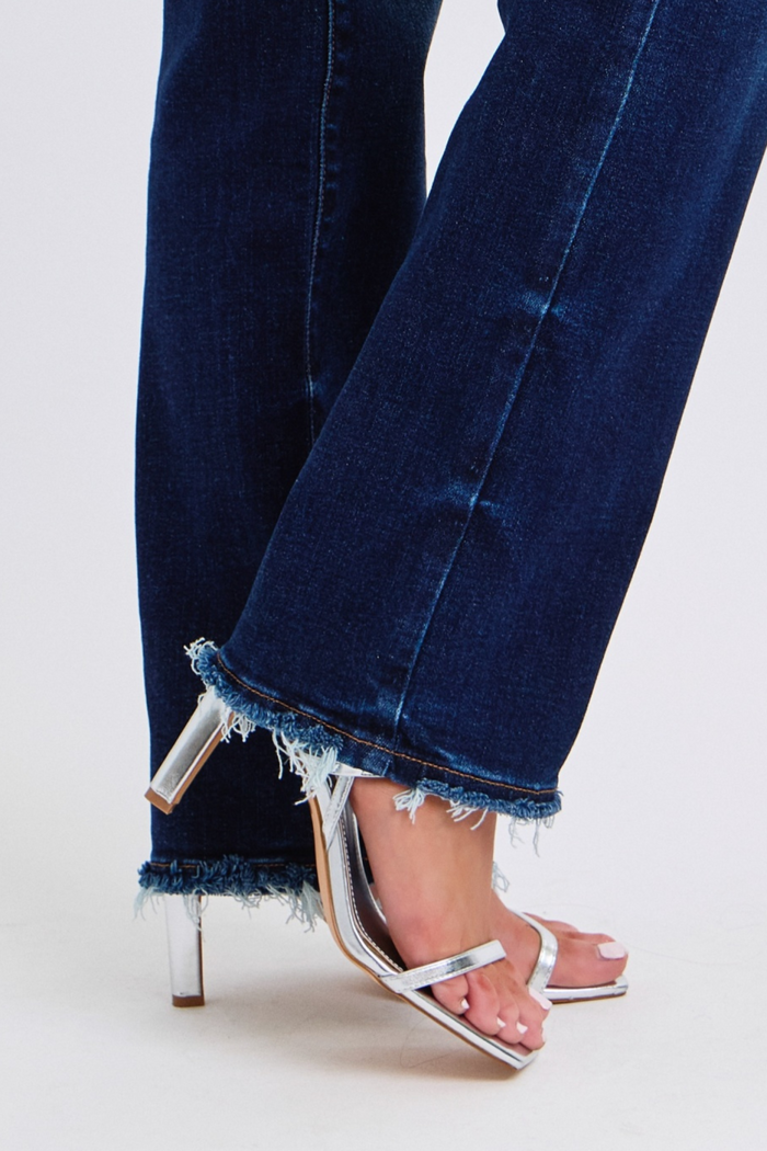 Judy Blue Mid Rise Straight Leg Jeans w/ Fray Hem