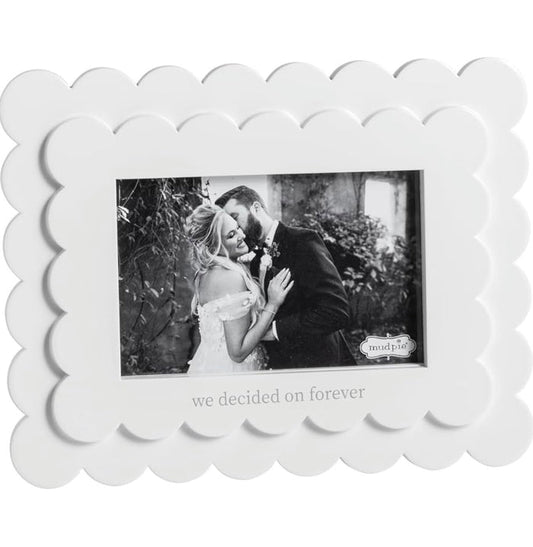 Mud Pie 4x6 Forever Scalloped Wood Frame