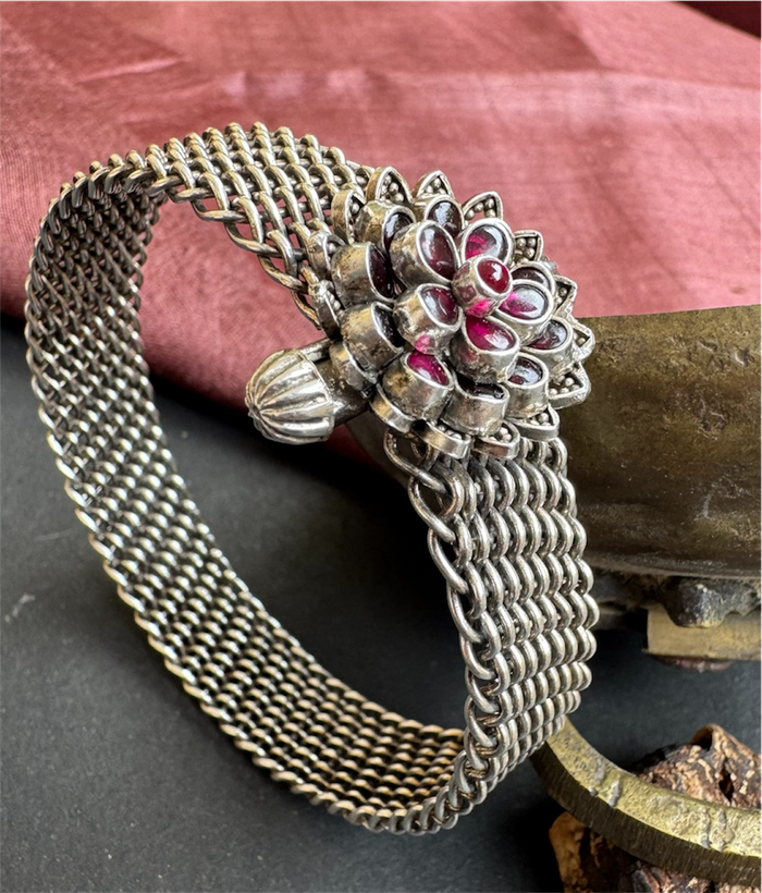 The Abhijita Silver Mesh Kemp Bracelet- Single (Oxidised/Size 2.2/2.4/2.6/2.8)