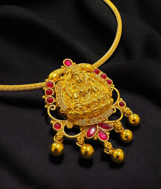 The Kavini Silver Kemp Lakshmi Pendant