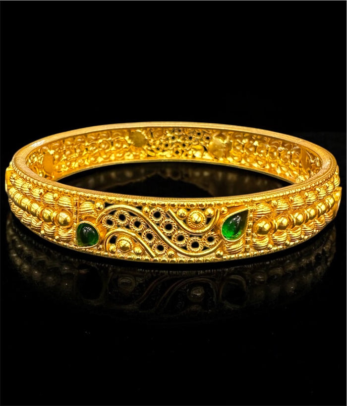 The Parag Silver Green Kemp Filigree Silver Bangle (Size 2.2/2.4/2.6/2.8)