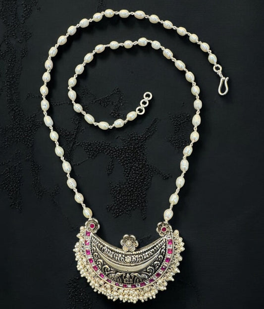 The Tanmaya Kokkethathi Silver Pearl Necklace (Oxidised)