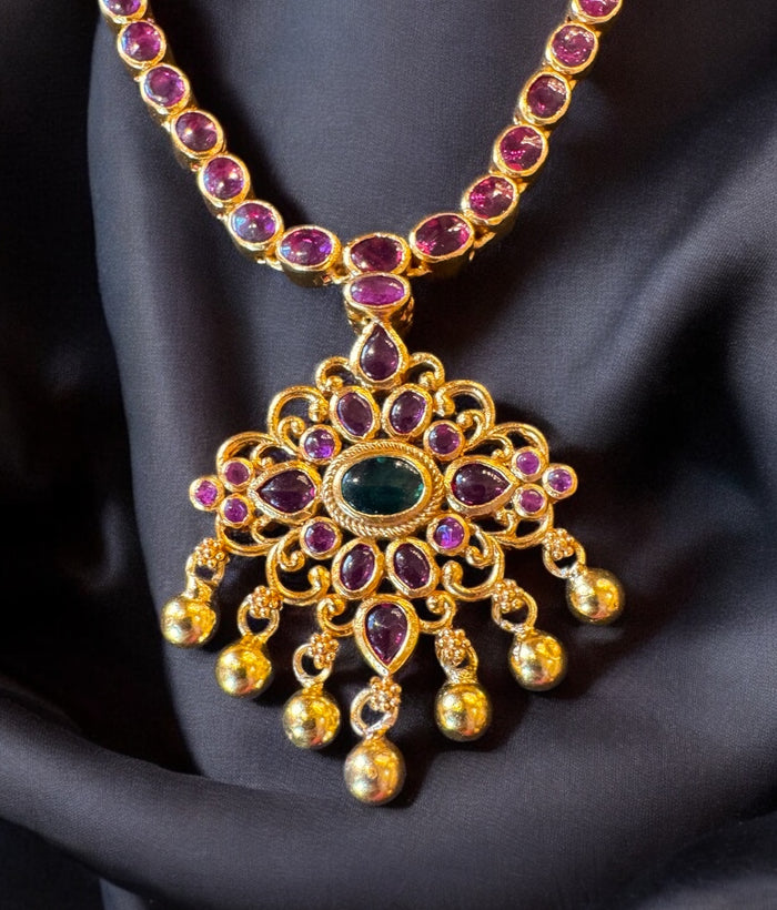 The Vriddhi Silver Reversible Addige Necklace