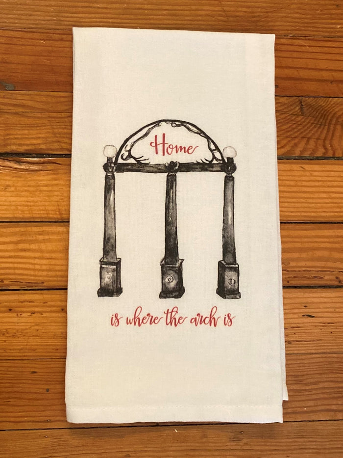 For all of our UGA/Georgia students, grads and alumnus you will love these tea towels. It's such a great keepsake and useful too! Tea towels can be hung in the dorm room, kitchen, bath, bar or used as a dinner napkin.  Details:   ​100% Cotton Dimensions 20x25 inch